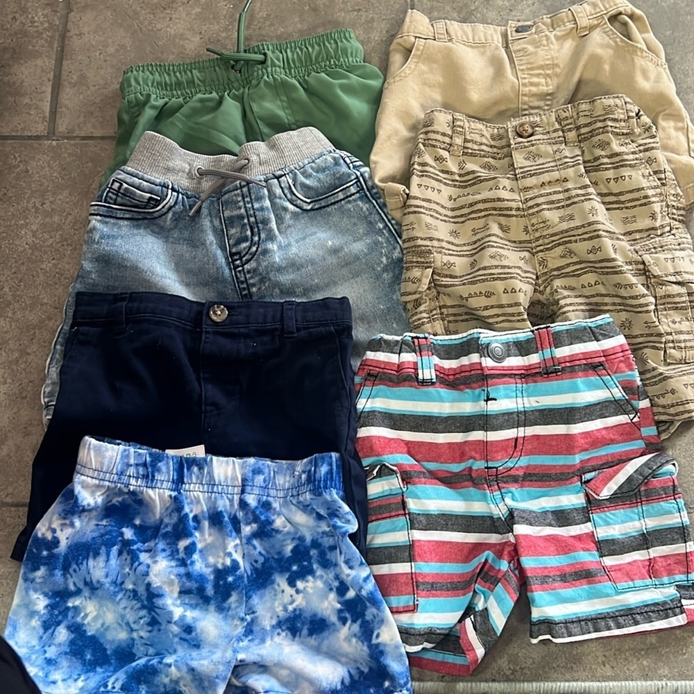 Bundles 18months shorts